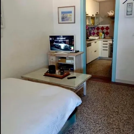 Face A La Apartamento